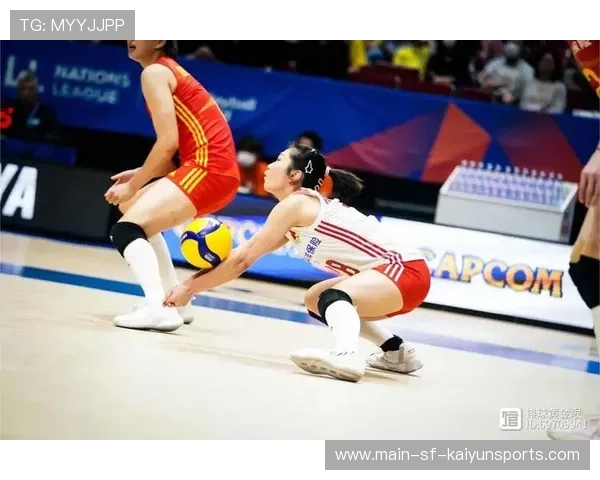 排球女队背飞战术屡试不爽，对手崩溃喊暂停