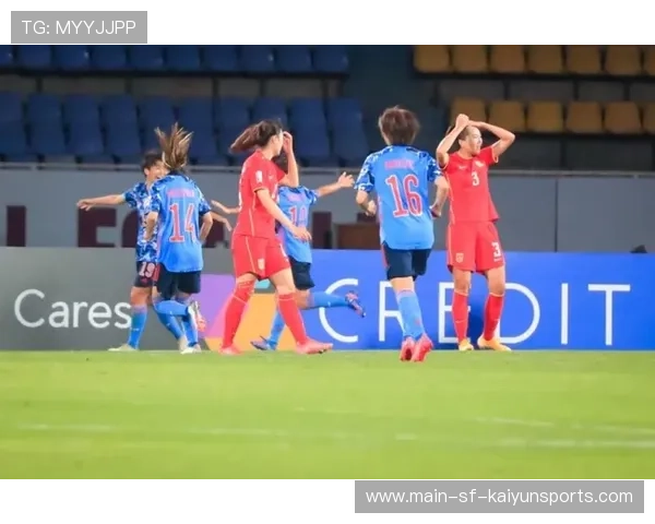 浙江队托利奇直塞到脚，前锋反越位推射破门